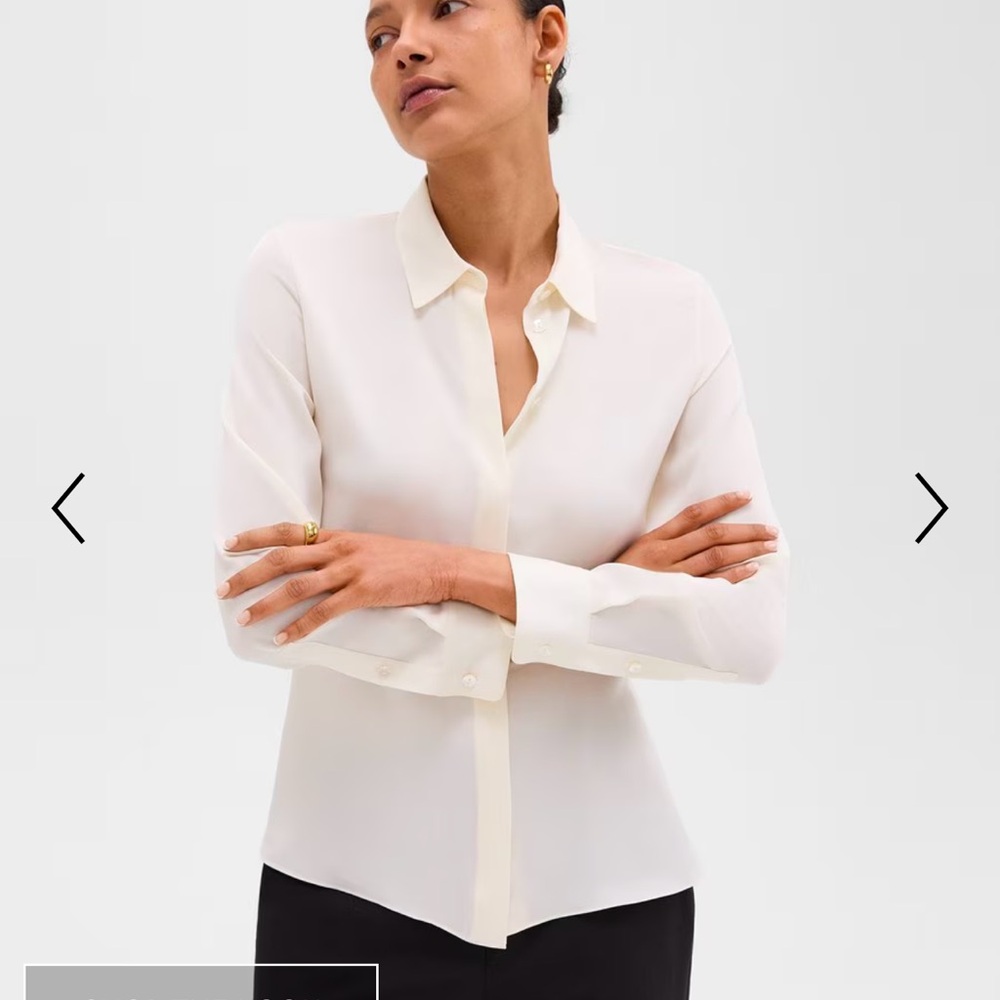 NWT Theory Ivory 100% Silk long sleeve button up Fitted Shirt in Silk Georgette